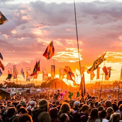 Glastonbury Festival 2023 com Arctic Monkeys, Guns N’ Roses, Elton John, Lizzo
